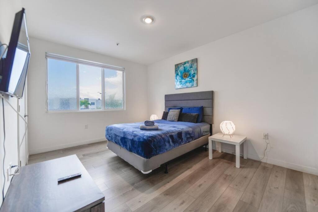 Fantastic Townhouse 15Minutes From The Beach Miami Exterior foto