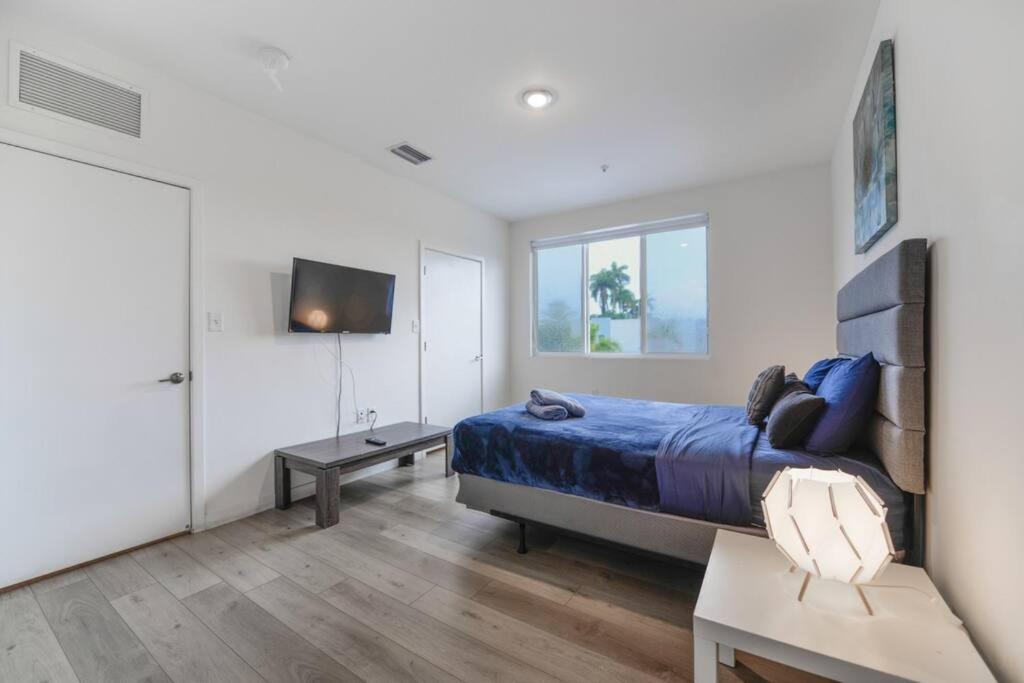 Fantastic Townhouse 15Minutes From The Beach Miami Exterior foto
